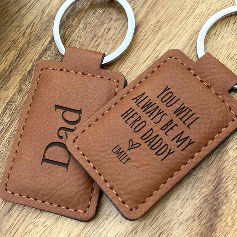Daddy's Engraved Leatherette Keyring