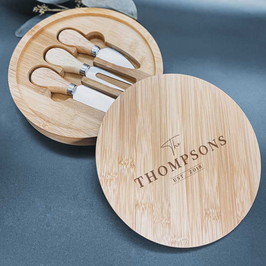 cheese board set round engraved